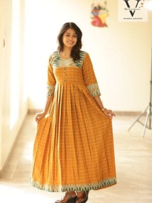 Round neck golden lurex anarkali - 9009