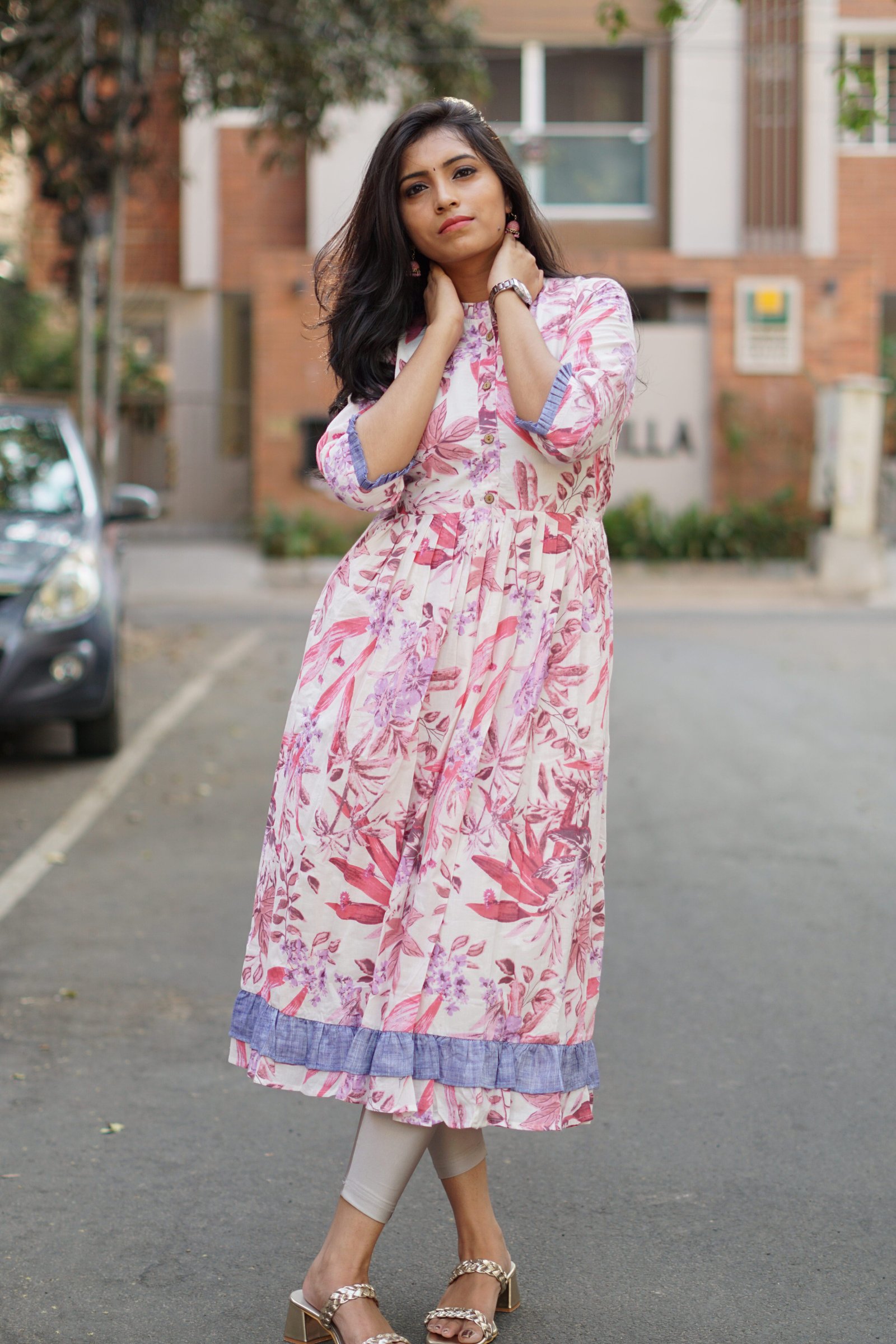 White with pink flower print kurta - 1P19