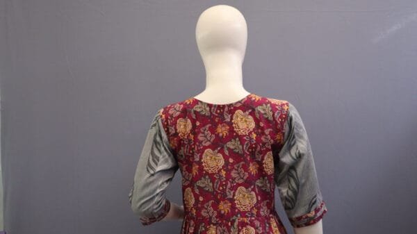 Pink flower gray leaf kurti - 1P27