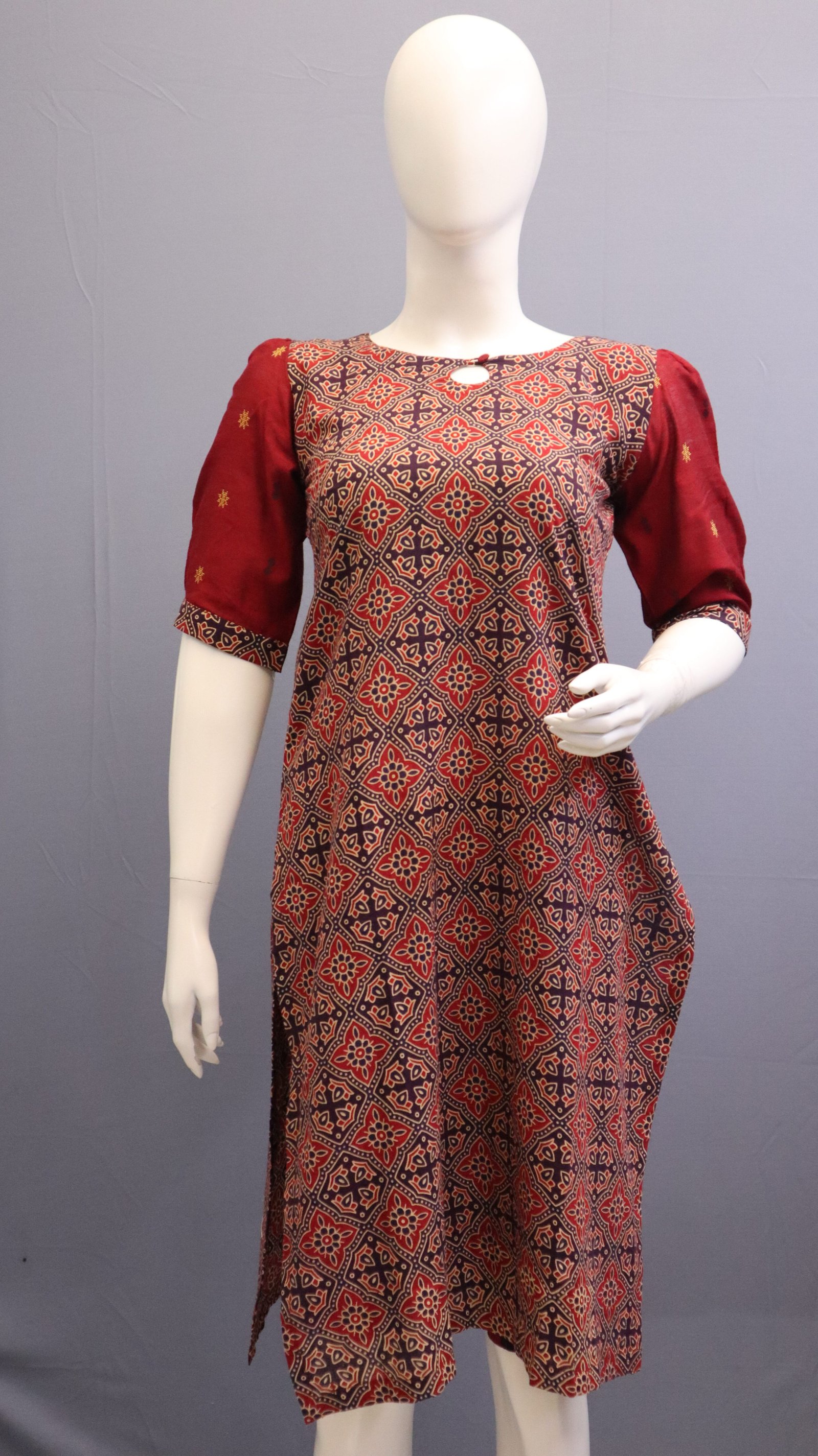 Red all over print - 2P02