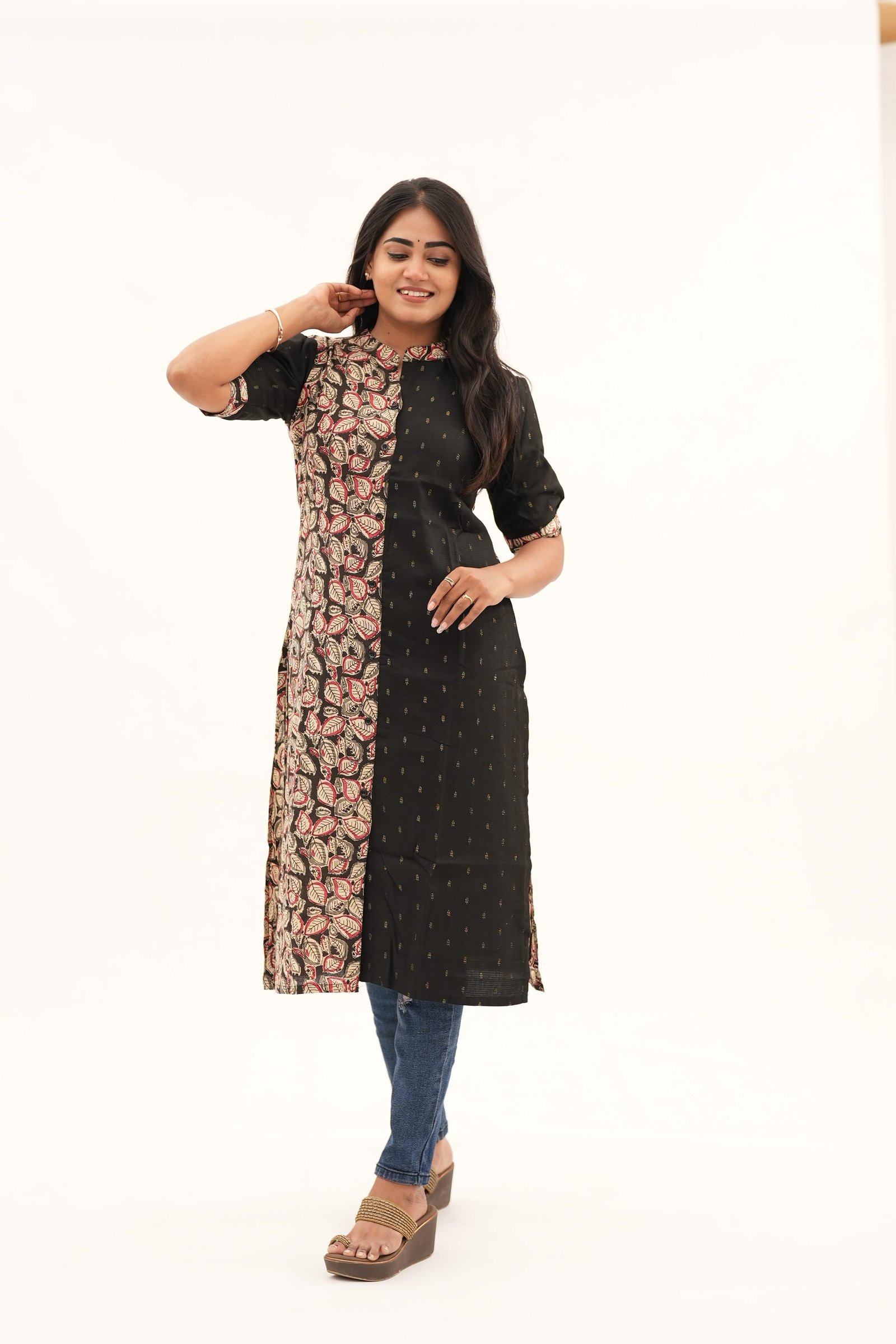 BLACK AND HANDPRINT KURTHI-A216