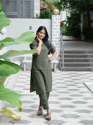 GREE WITH BLACK CHECKED SET-W106