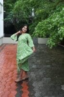 GREEN WITH WHITE HI TIWST VISCO UMBERLLA-R103