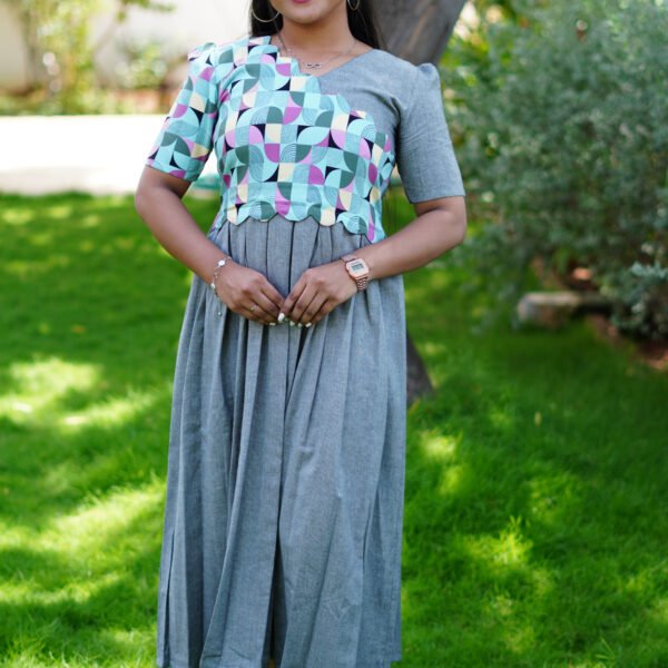 GRAY WITH MULTI CLR SCALLOP NECK PATTERN FROCK-F122
