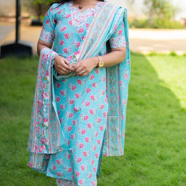 SALWAR SUIT FLORAL DESIGN-BST22