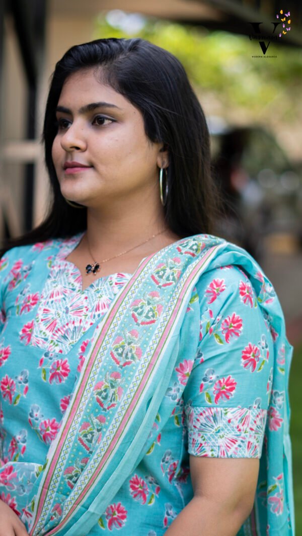 SALWAR SUIT FLORAL DESIGN-BST22