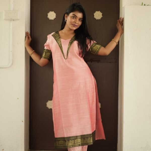 LIGHT PINK WITH BLACK BORDER-CST15