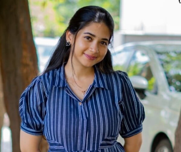 DARK BLUE WITH WHITE LINES-C115