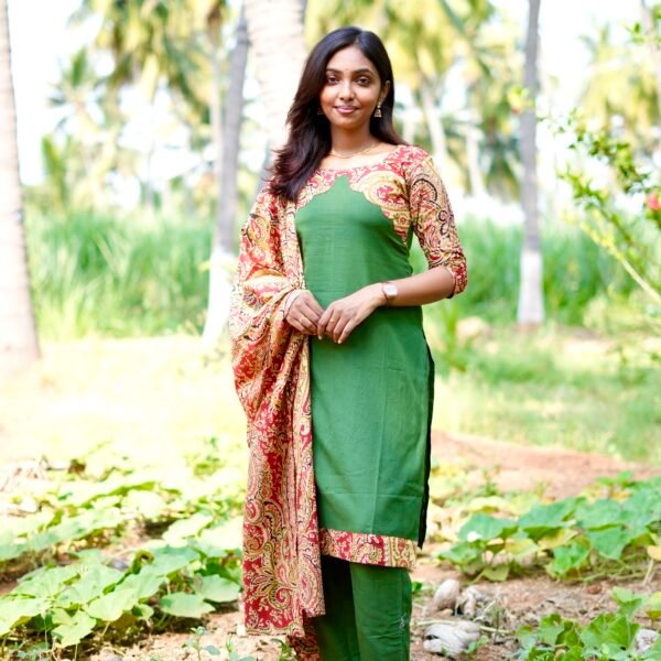 DARK GREEN WITH RED KALAMKARI DUPPATTA - BST135