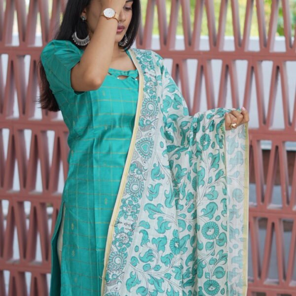 GREEN CHECKED & HALF WHITE - BST138